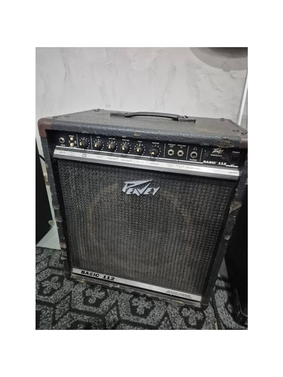 Amplificador Peavey Basic 112