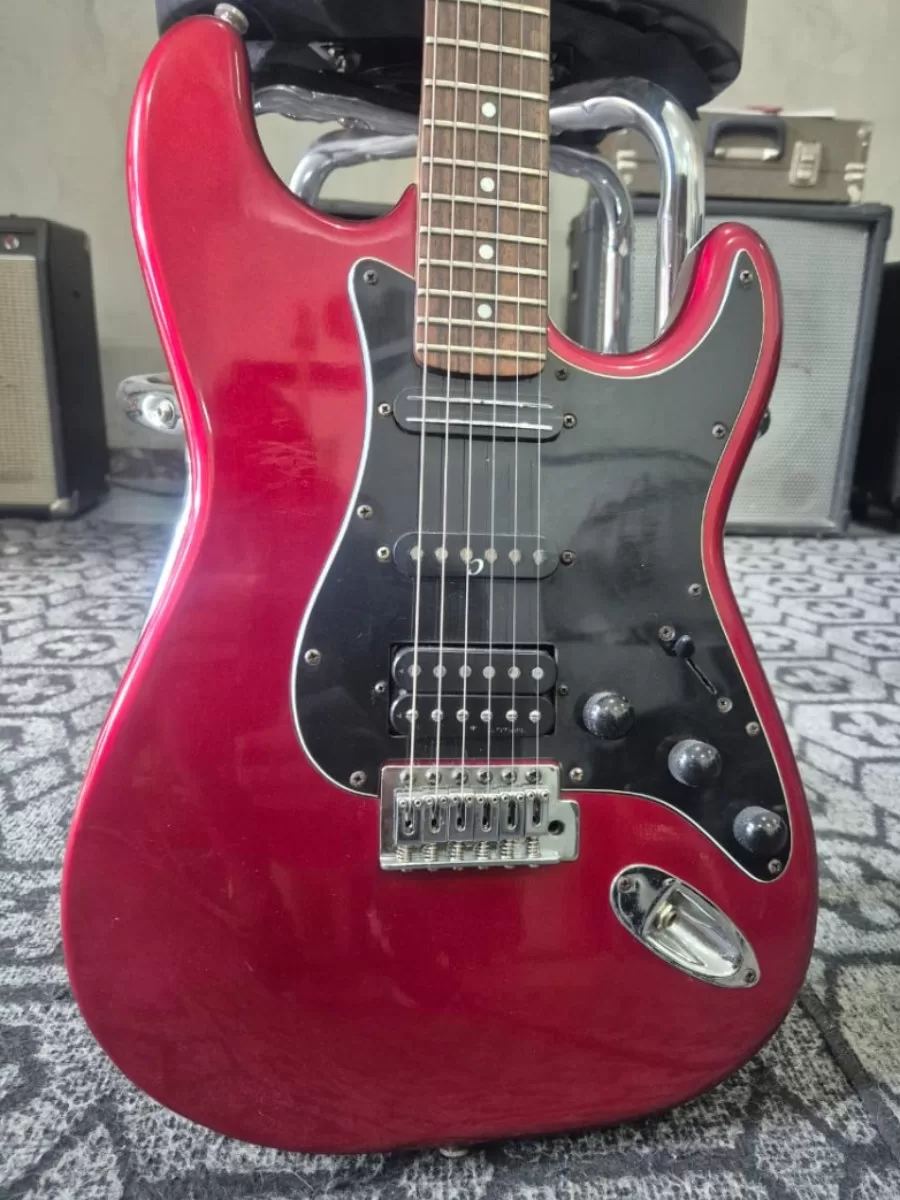 Guitarra Rocky Condor Stratocaster