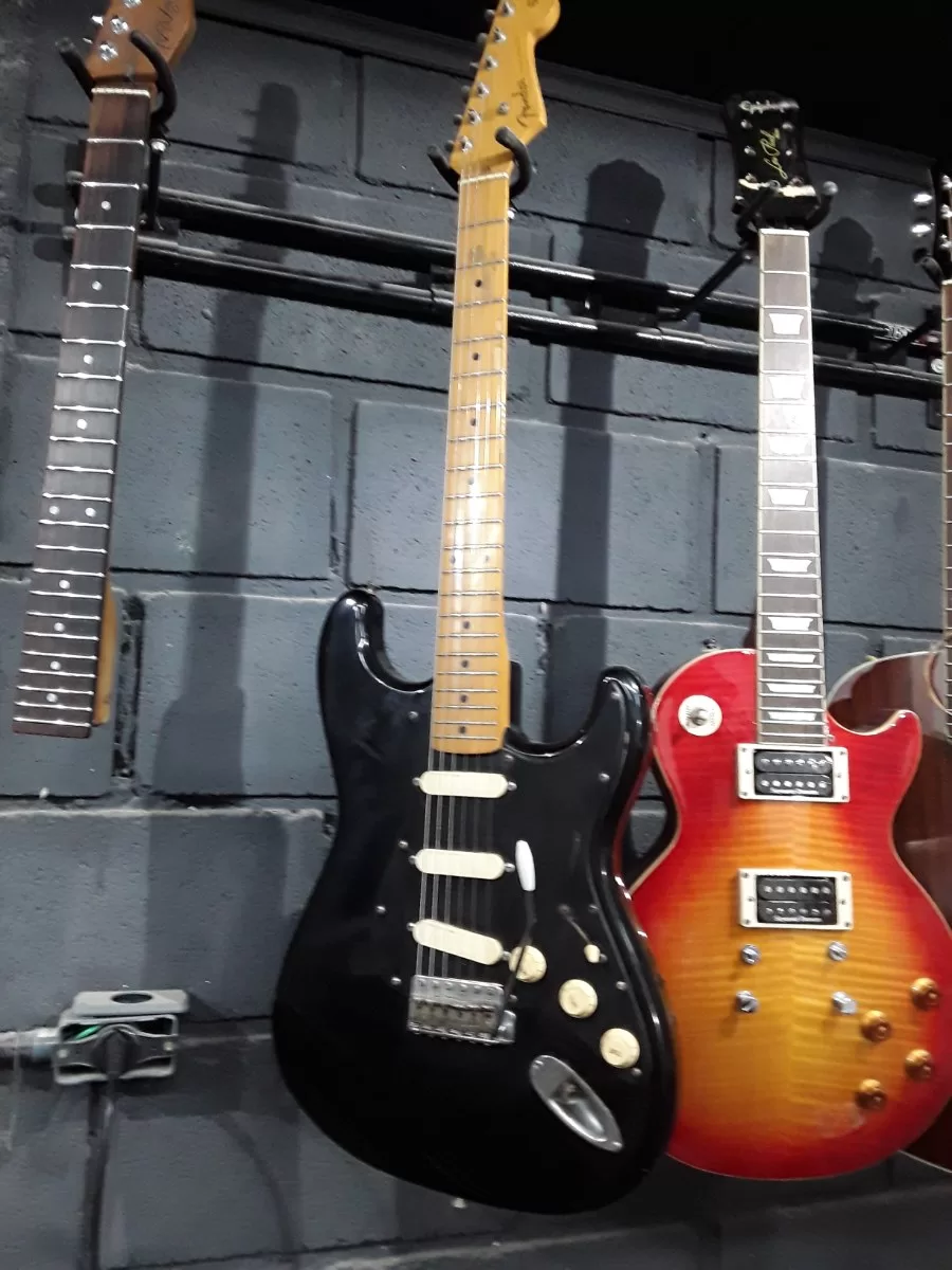 Guitarra Fender Stratocaster